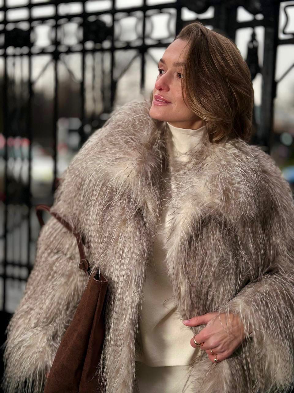 Шуба Энергия из искусственного эко меха от ANSE, Серо-бежевый цвет, размер S, M, L, XL, , .