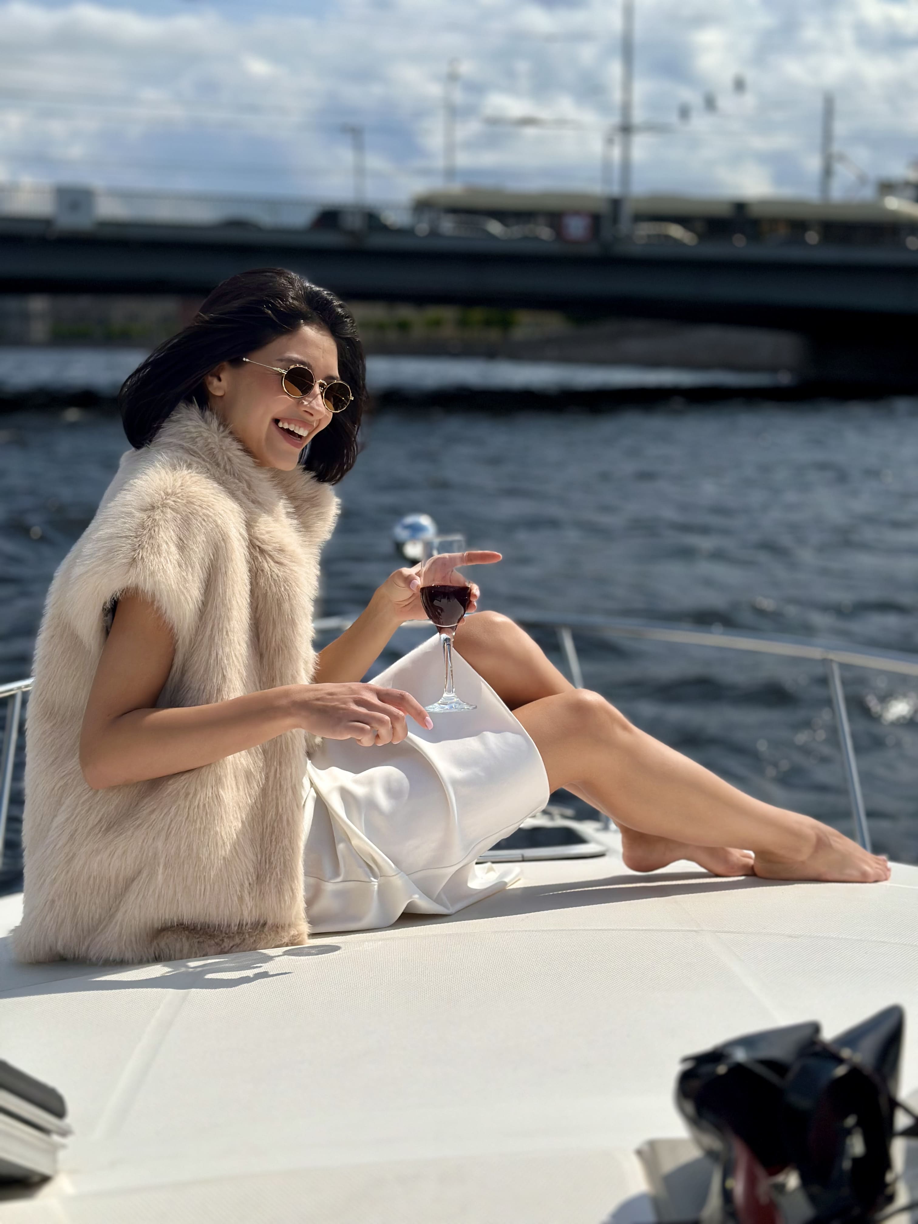 Жилет Fluffy из искусственного эко меха от ANSE, Бежевый цвет, размер S, M, L, XL, XXL, , .