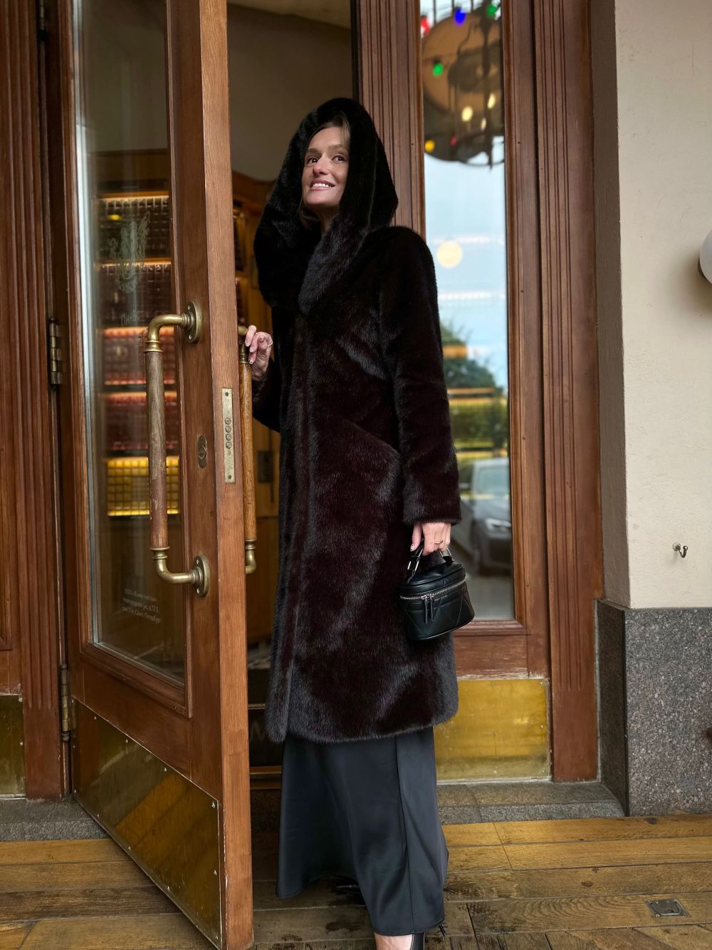 Шуба Forever из искусственного эко меха от ANSE, Горький шоколад цвет, размер S, M, L, XL, XXL, , .