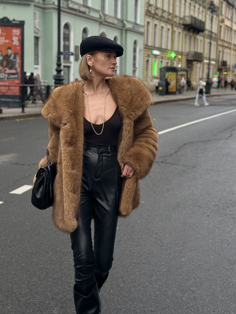 Шуба Pastry из искусственного эко меха от ANSE, Коричнево-карамельный цвет, размер S, M, L, , .