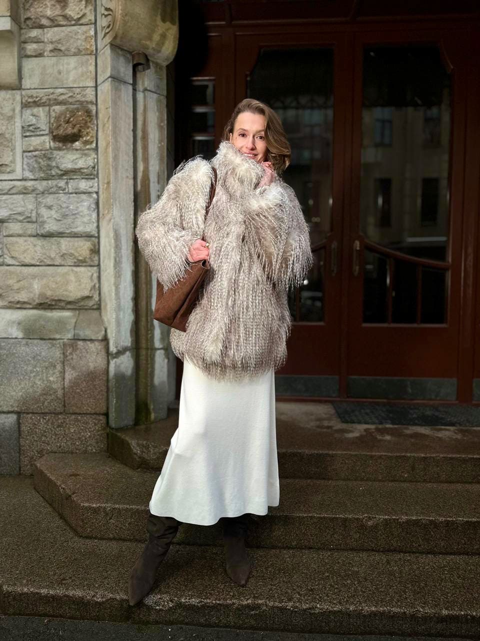 Шуба Энергия из искусственного эко меха от ANSE, Серо-бежевый цвет, размер S, M, L, XL, , .