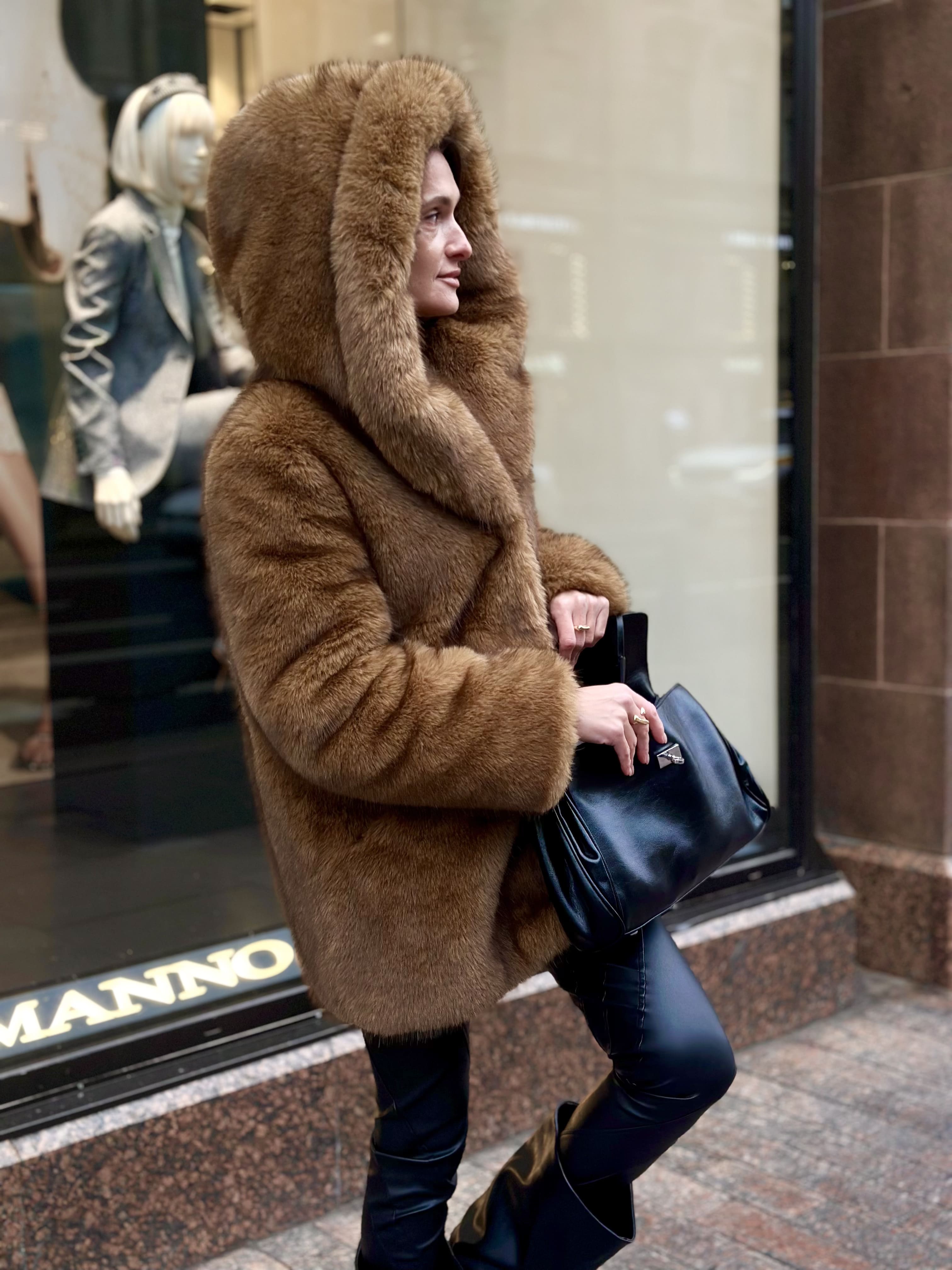 Шуба Pastry из искусственного эко меха от ANSE, Коричнево-карамельный цвет, размер S, M, L, , .