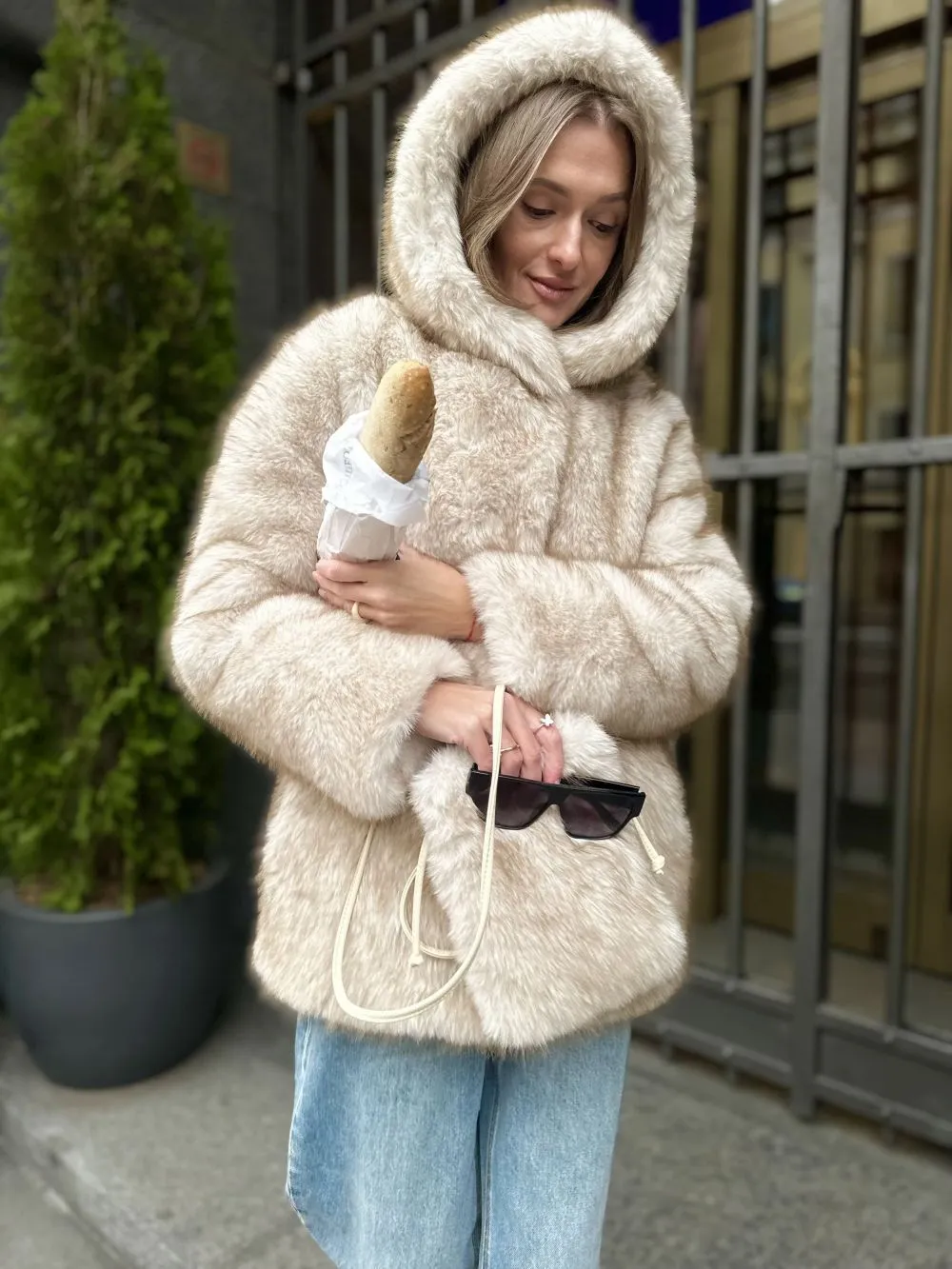 Шуба Furry из искусственного эко меха от ANSE, Светло-кремовый с коричневыми кончиками цвет, размер S, M, L, , .