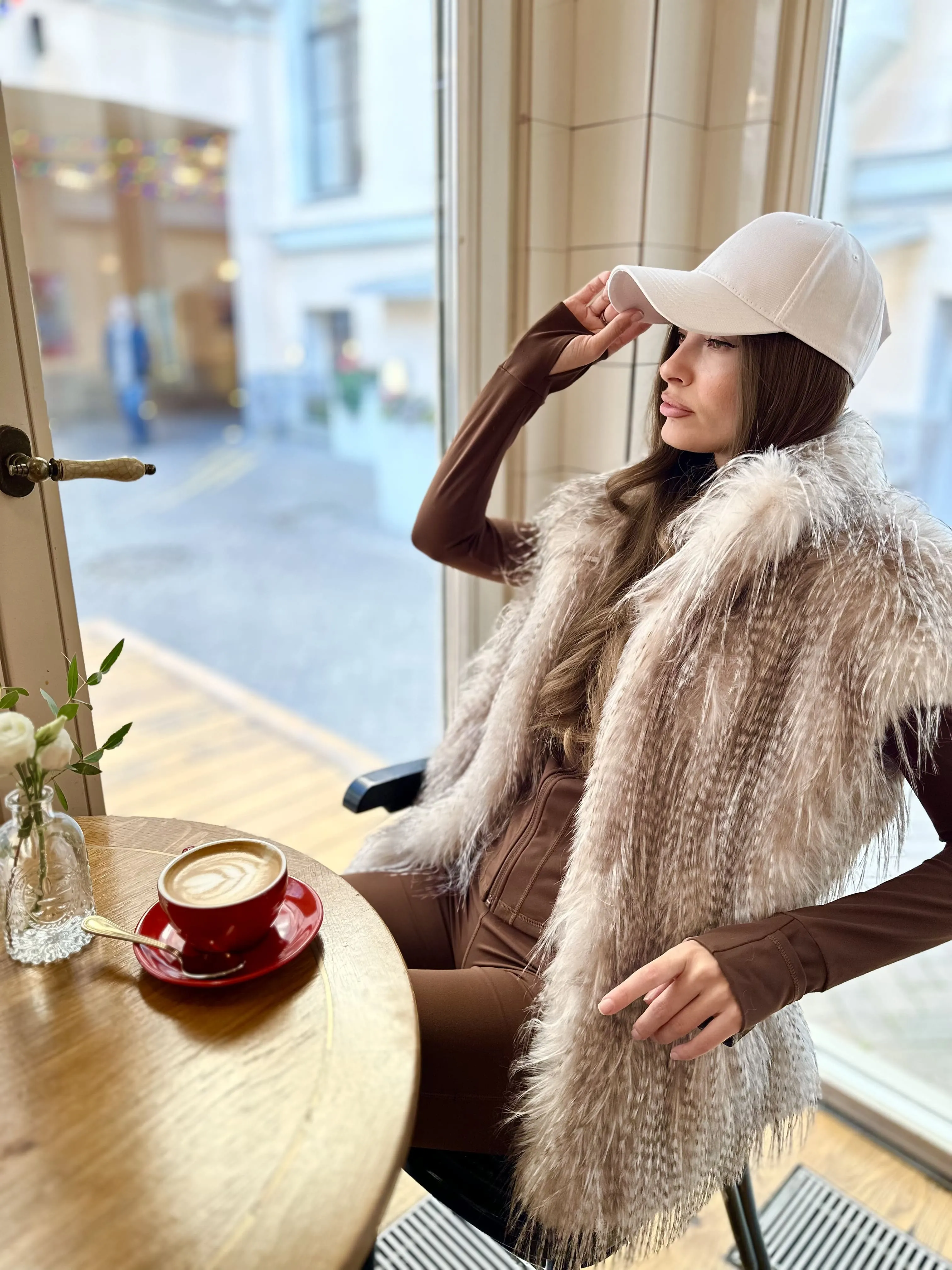 Жилет Star из искусственного эко меха от ANSE, Серо-бежевый цвет, размер S, M, L, XL, , .